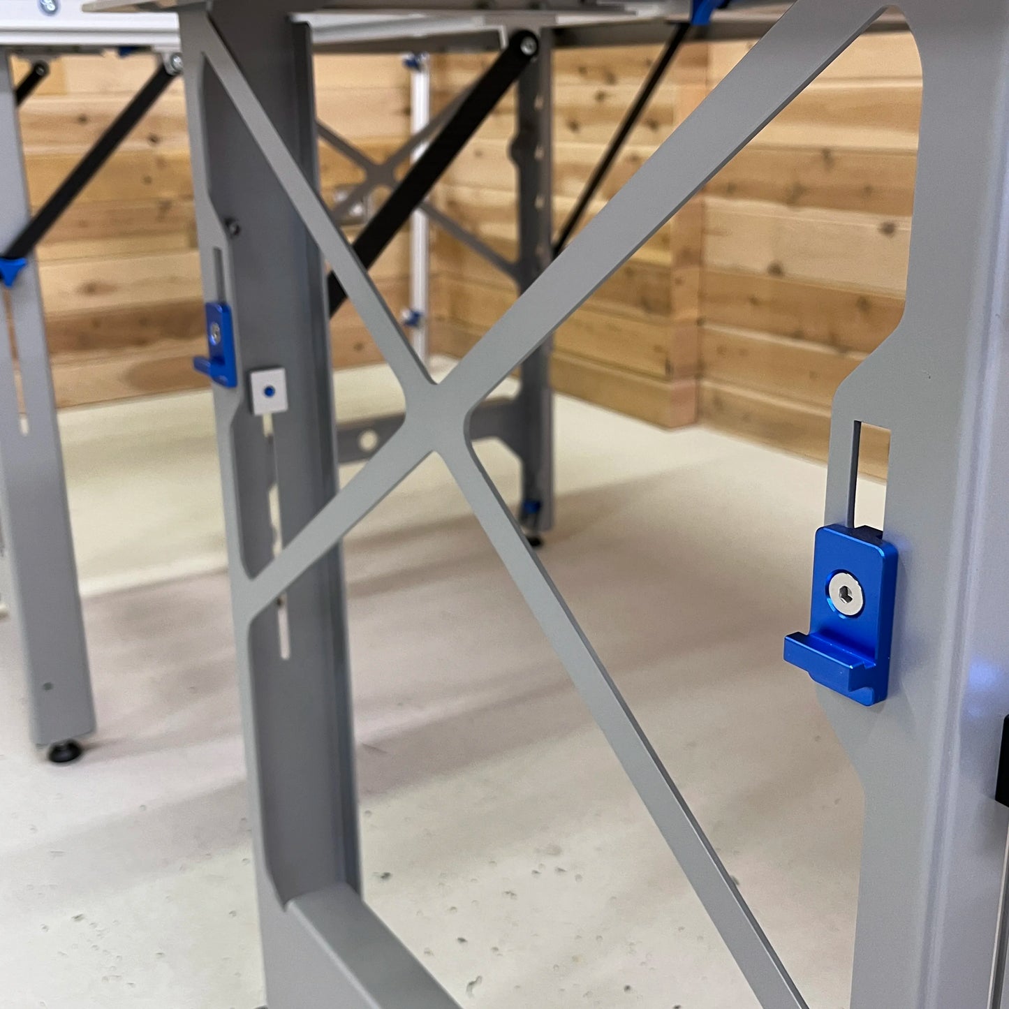 Rail Hanger